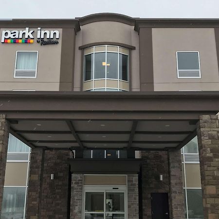 Park Inn By Radisson Brampton, On Εξωτερικό φωτογραφία