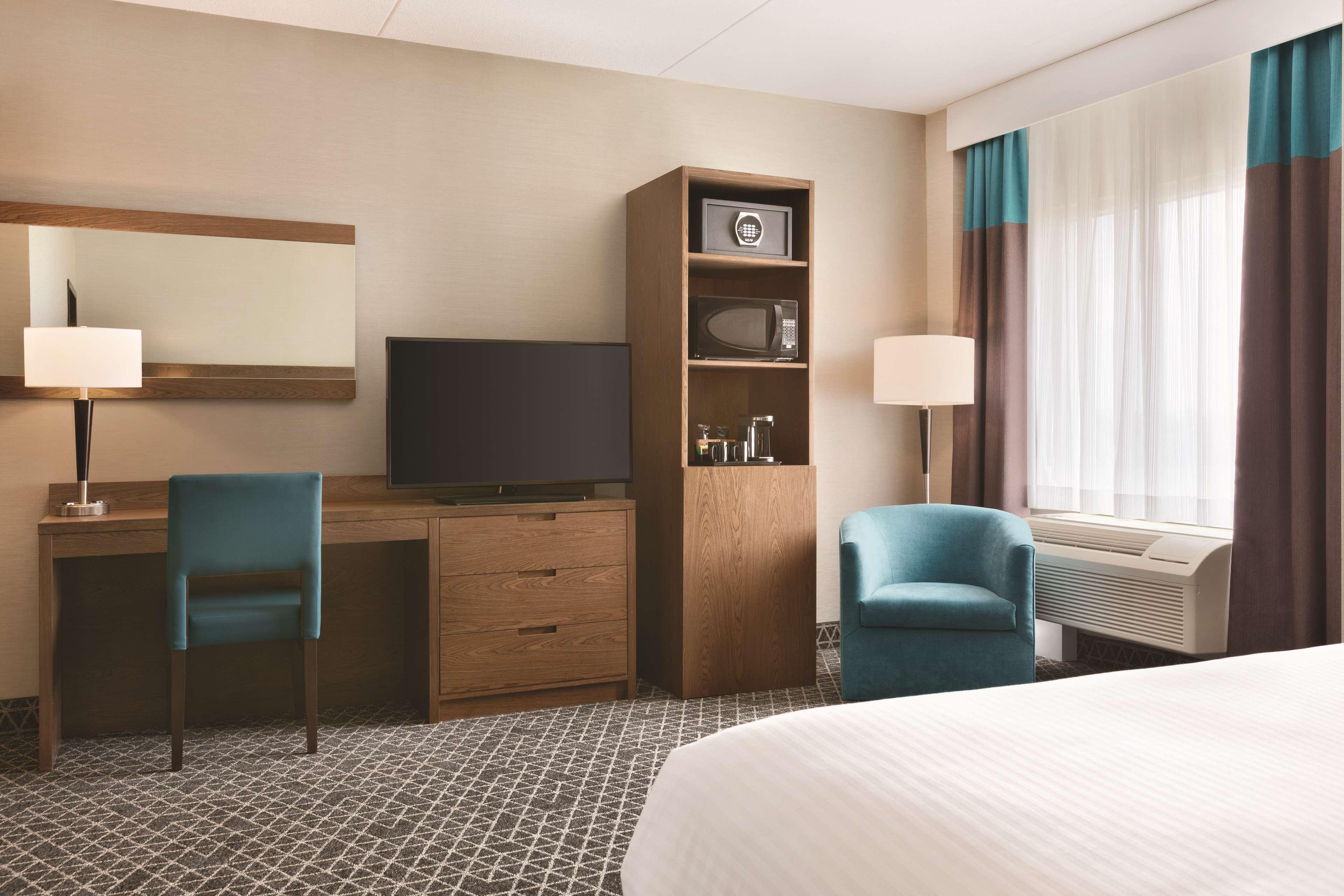 Park Inn By Radisson Brampton, On Εξωτερικό φωτογραφία