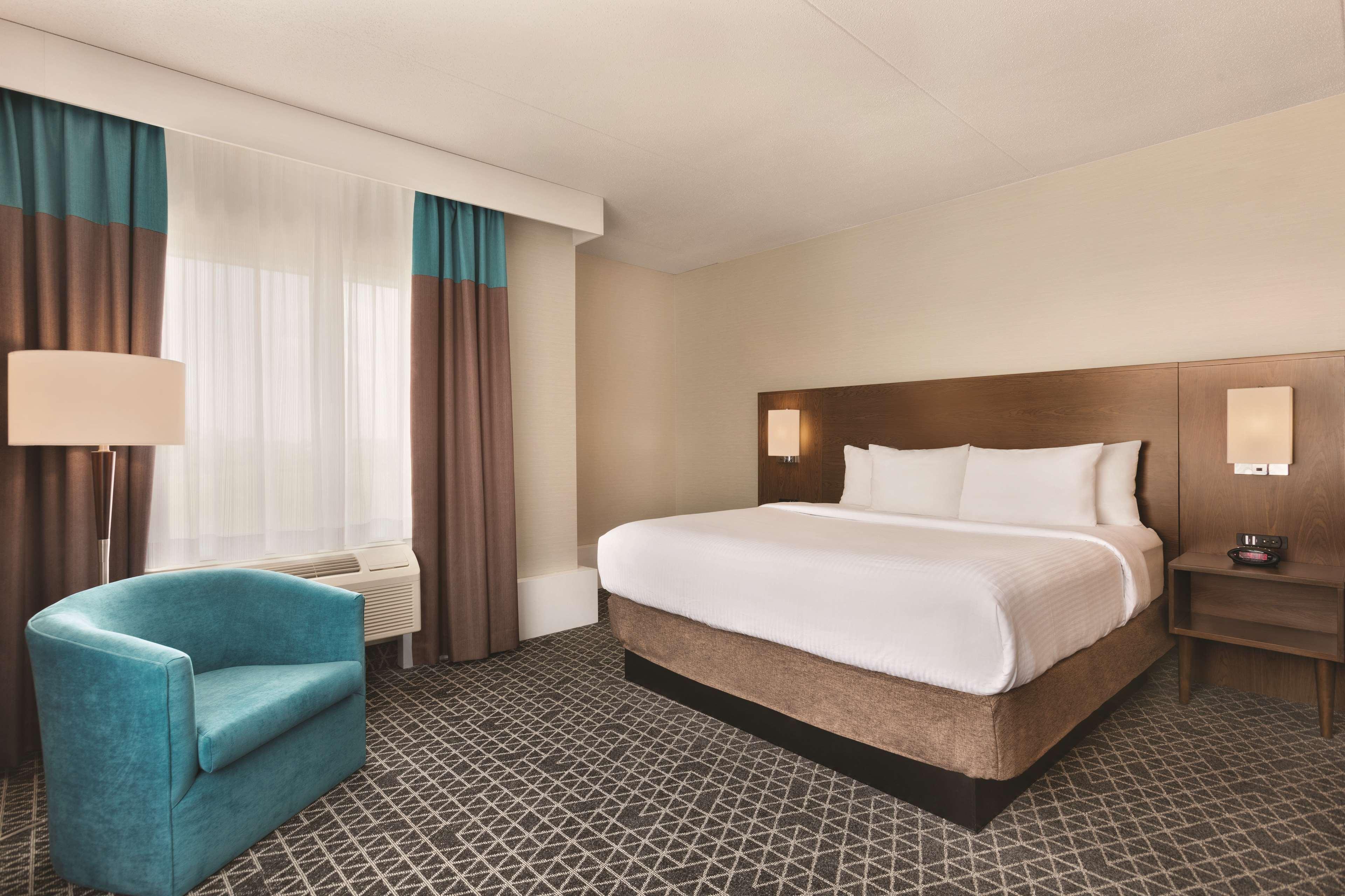 Park Inn By Radisson Brampton, On Εξωτερικό φωτογραφία