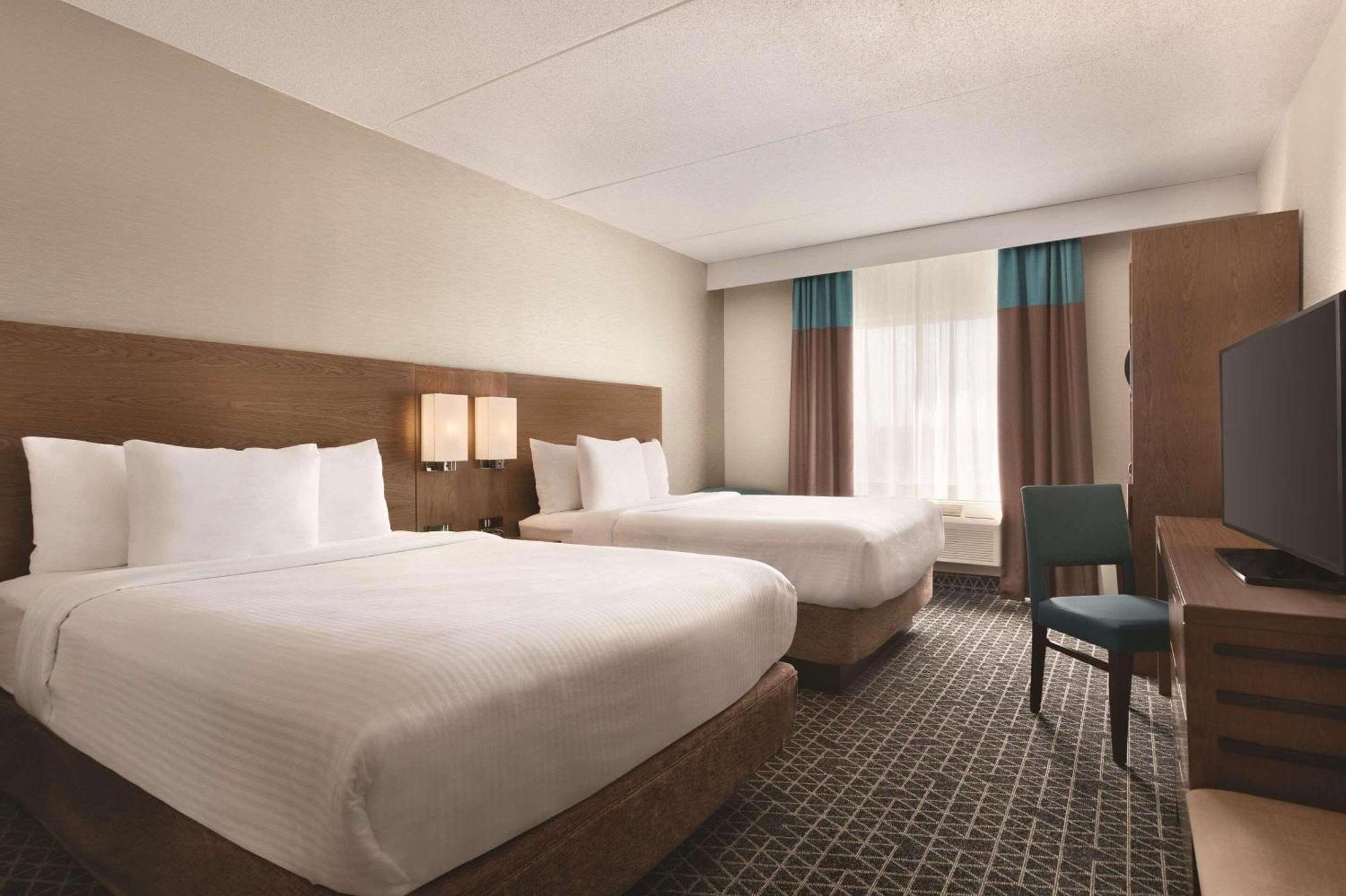 Park Inn By Radisson Brampton, On Εξωτερικό φωτογραφία
